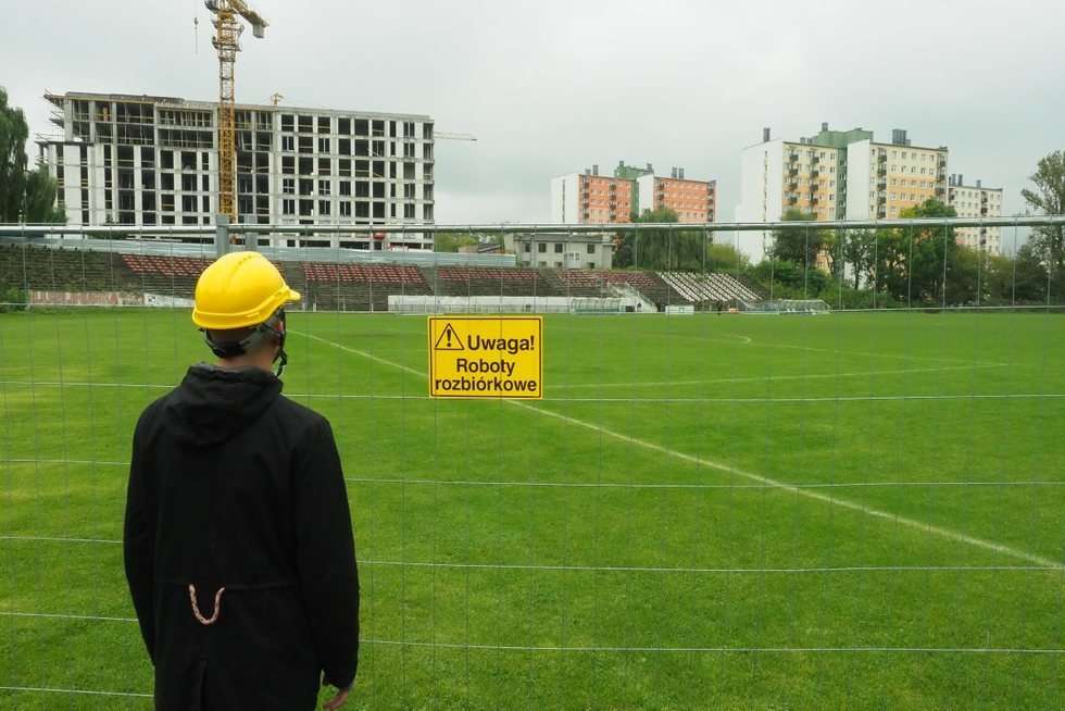  Rozbiórka trybun na stadionie Lublinianki (zdjęcie 15) - Autor: Maciej Kaczanowski