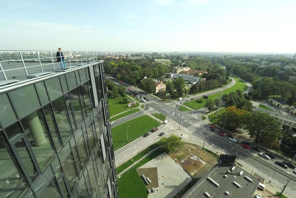  Lublin widziany z dachu nowego biurowca przy ul. Nałęczowskiej 14  - Autor: Maciej Kaczanowski