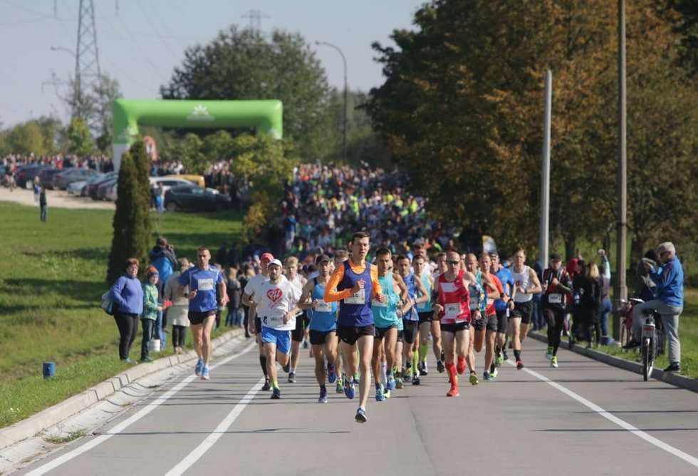 Pierwsza Dycha do Maratonu (zdjęcie 1) - Autor: Wojciech Nieśpiałowski