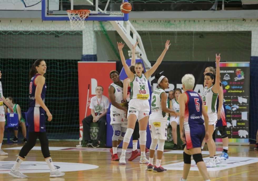  Pszczółka AZS UMCS Lublin - Basket Gdynia (zdjęcie 15) - Autor: Wojciech Nieśpiałowski