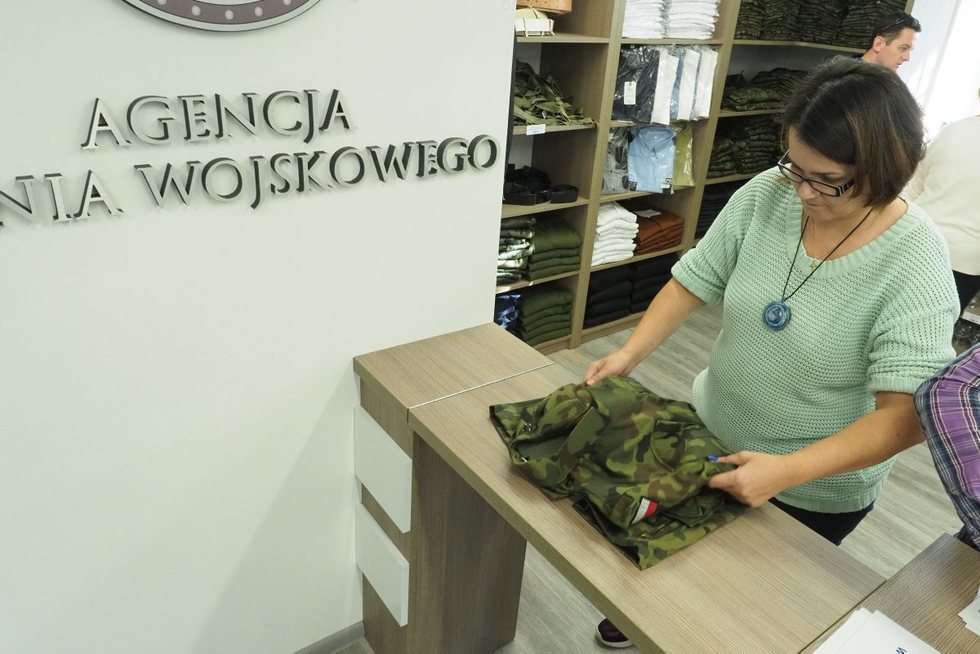  W Lublinie powstał sklep ze sprzętem wojskowym wycofanym z armii: jutro otwarcie (zdjęcie 1) - Autor: Maciej Kaczanowski