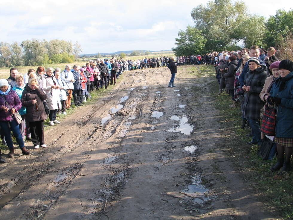  Różaniec do granic. 2 tys. wiernych w Dorohusku  (zdjęcie 7) - Autor: Jacek Barczyński