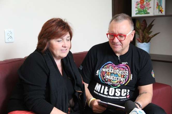 Jerzy Owsiak z żoną w szpitalu w Białej Podlaskiej - Autor: Ewelina Burda