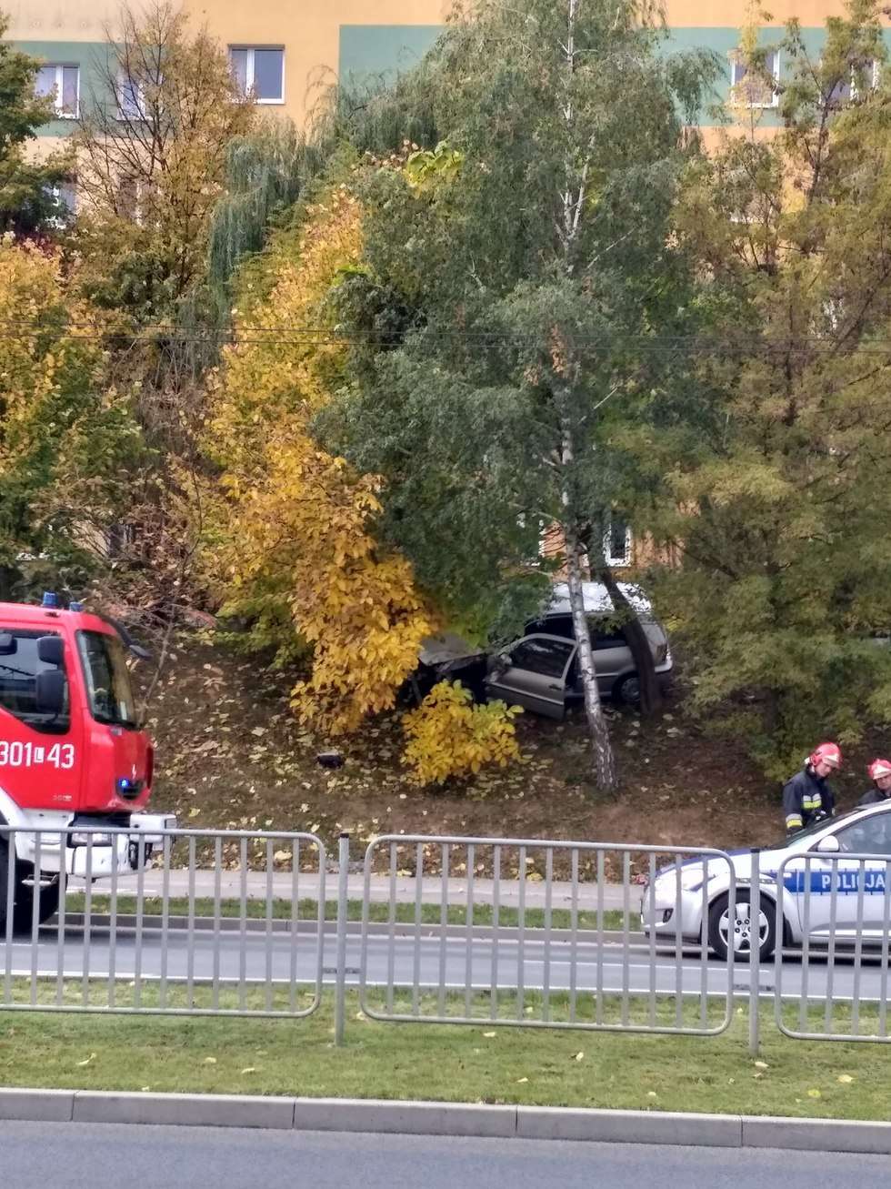  Lublin: Wypadek na Armii Krajowej 14.10.2017 (zdjęcie 2) - Autor: aro cola