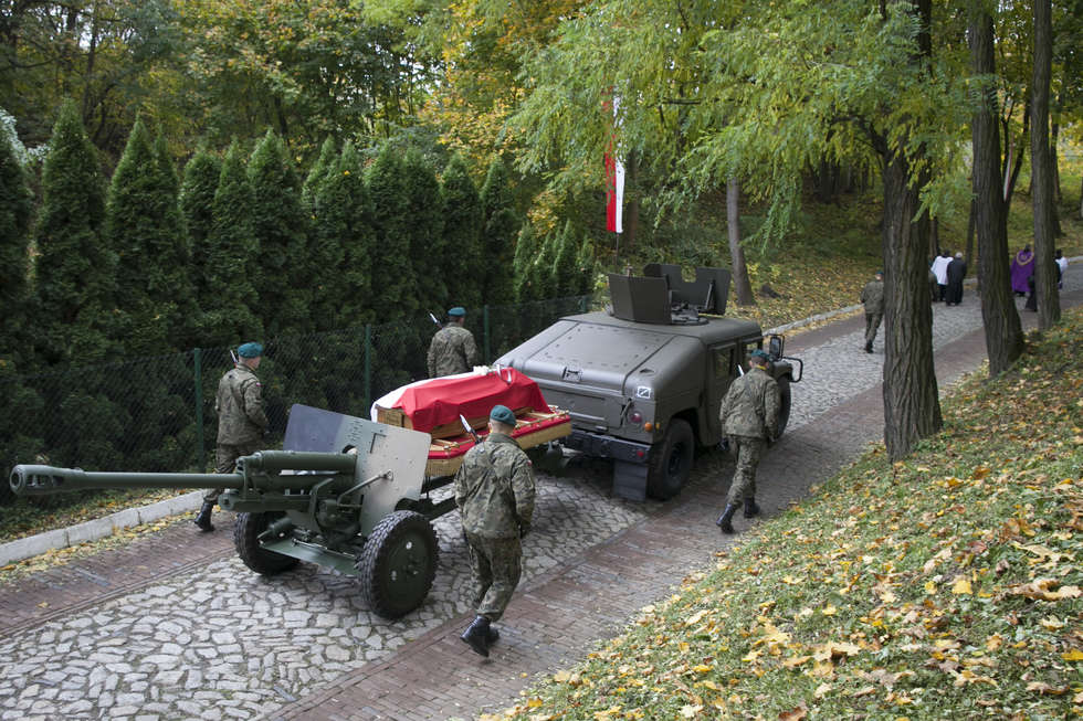  Żołnierze WiN zamordowani w Lublinie spoczęli w Radecznicy (zdjęcie 5) - Autor: Jacek Szydłowski