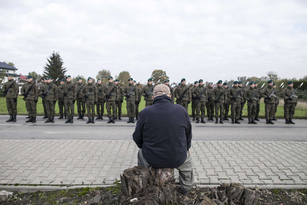  Żołnierze WiN zamordowani w Lublinie spoczęli w Radecznicy (zdjęcie 13) - Autor: Jacek Szydłowski