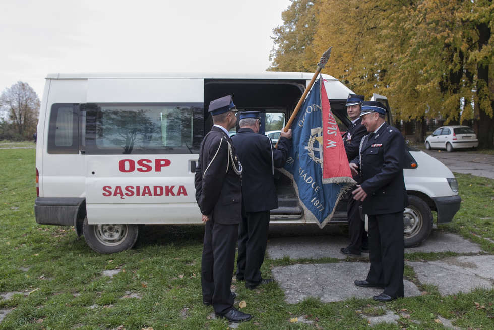  Żołnierze WiN zamordowani w Lublinie spoczęli w Radecznicy (zdjęcie 23) - Autor: Jacek Szydłowski