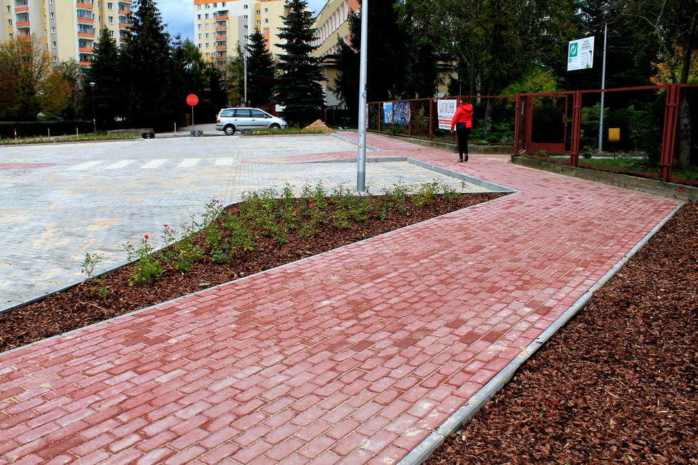  Nowy parking w Puławach prawie gotowy (zdjęcie 3) - Autor: Radosław Szczęch
