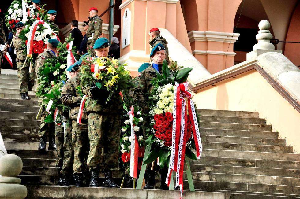  Radecznica. Uroczystości pogrzebowe żołnierzy wyklętych (zdjęcie 15) - Autor:  Foto Flesz Jaro Jaroslaw Jablonski