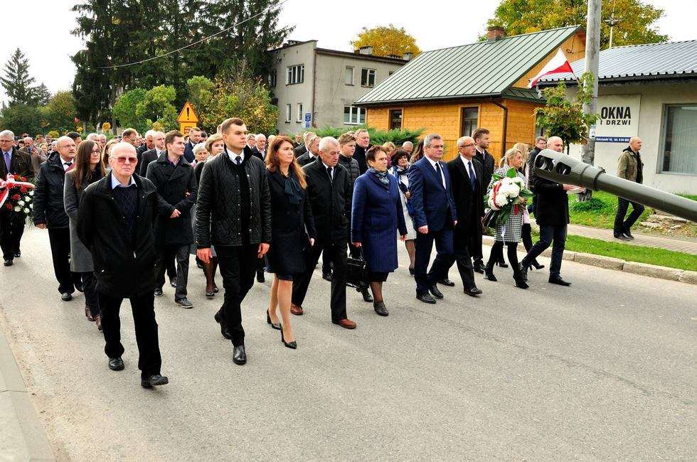  Radecznica. Uroczystości pogrzebowe żołnierzy wyklętych (zdjęcie 12) - Autor:  Foto Flesz Jaro Jaroslaw Jablonski