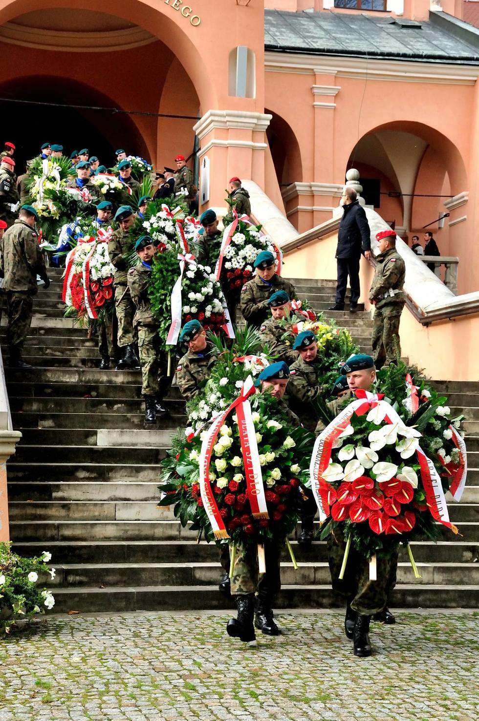  Radecznica. Uroczystości pogrzebowe żołnierzy wyklętych (zdjęcie 34) - Autor:  Foto Flesz Jaro Jaroslaw Jablonski