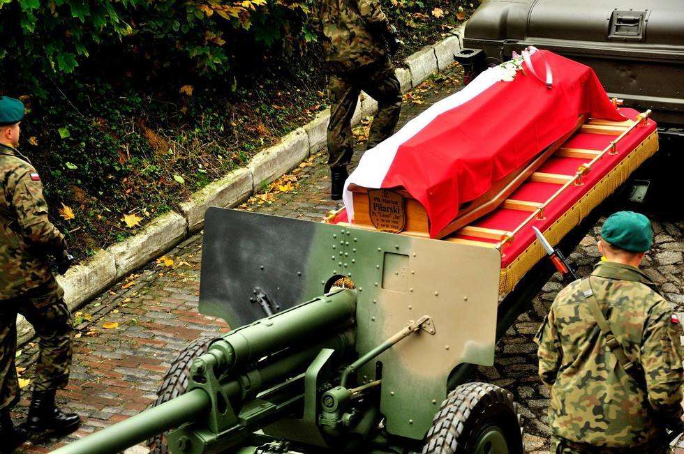  Radecznica. Uroczystości pogrzebowe żołnierzy wyklętych (zdjęcie 52) - Autor:  Foto Flesz Jaro Jaroslaw Jablonski