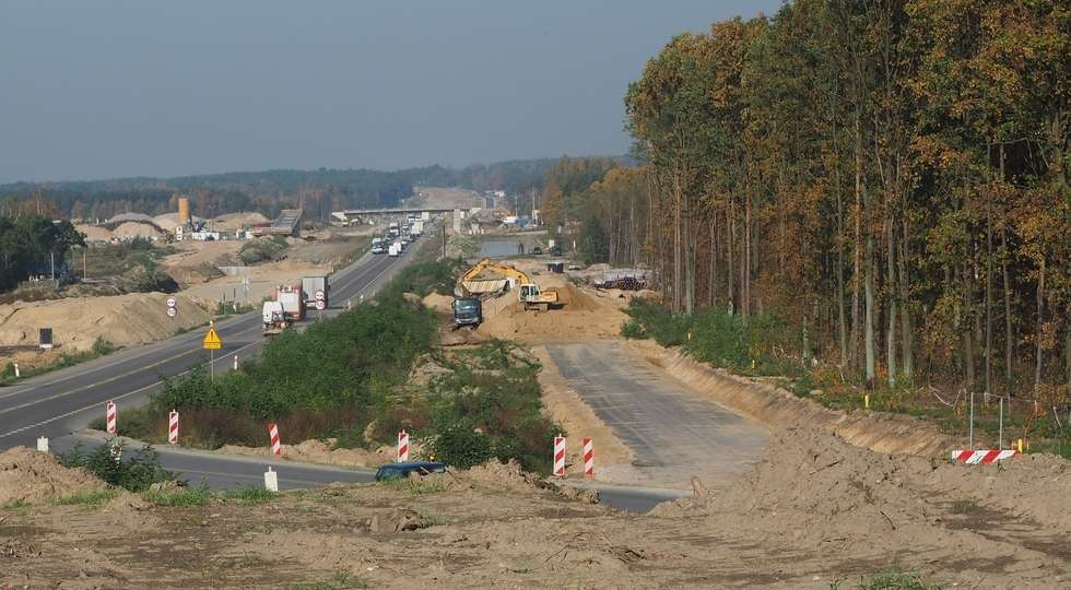  Budowa drogi Lublin-Warszawa (zdjęcie 24) - Autor: Łukasz Minkiewicz