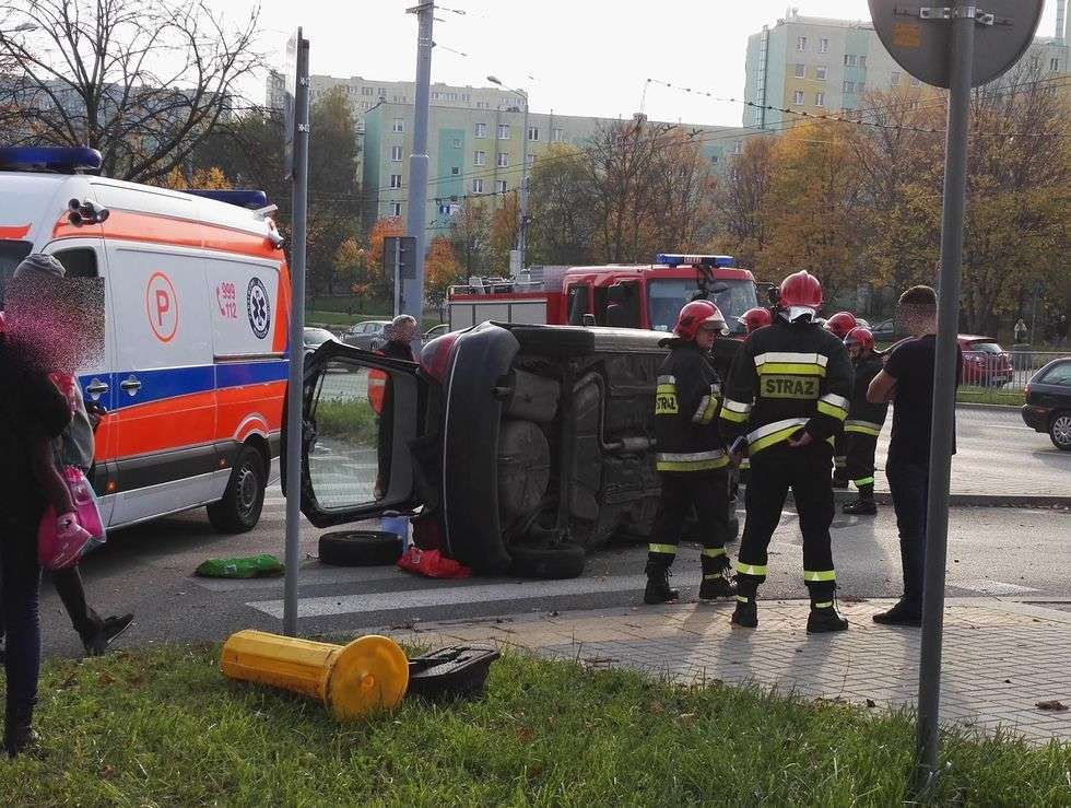  Wypadek na ul. Filaretów w Lublinie (zdjęcie 5) - Autor: Alarm 24
