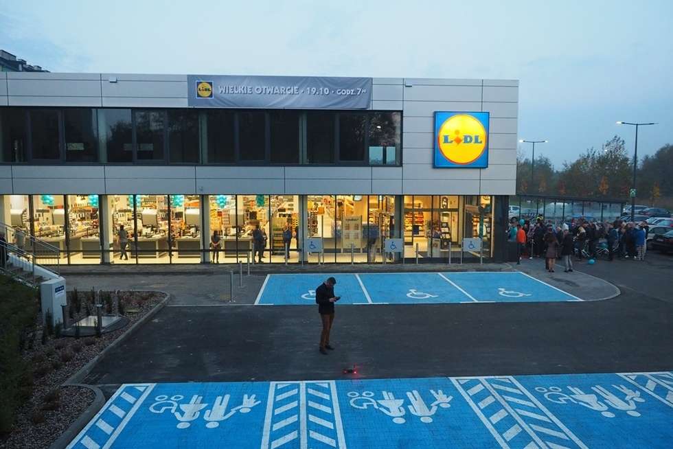  Otwarcie nowego sklepu Lidl w Lublinie (zdjęcie 59) - Autor: Wojciech Nieśpiałowski