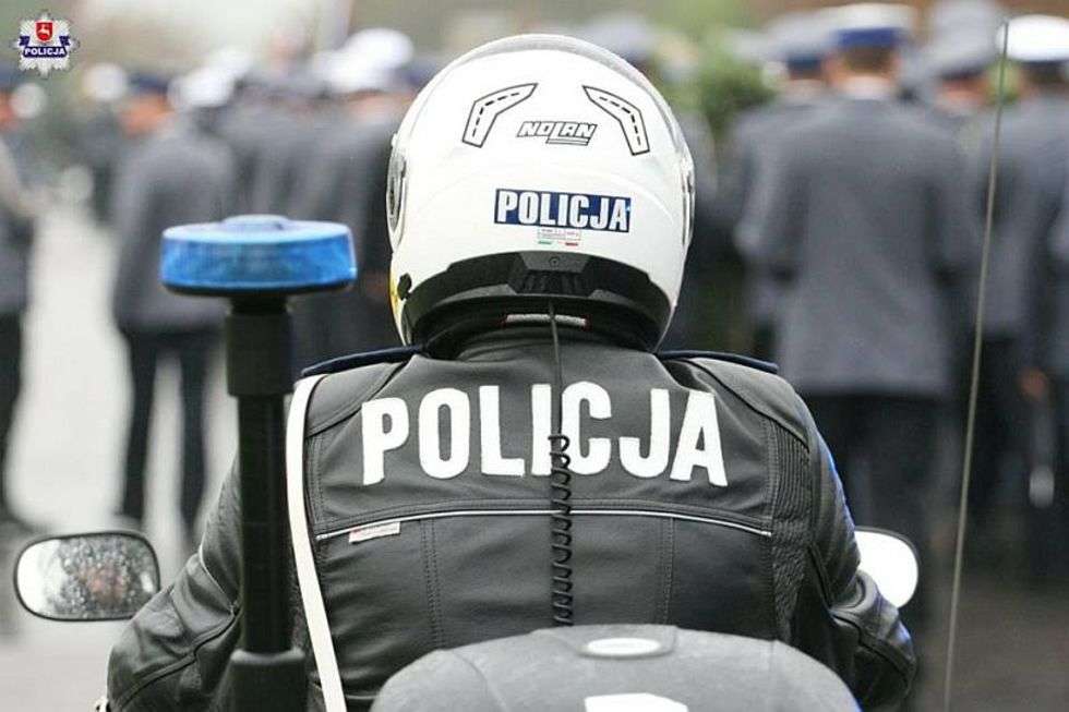  Pogrzeb policjantki, która zginęła w wypadku w Łopienniku Dolnym (zdjęcie 4) - Autor: KWP Lublin