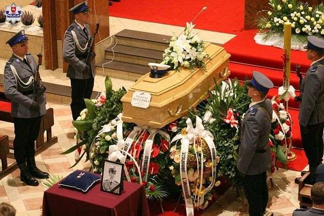 Pogrzeb policjantki, która zginęła w wypadku w Łopienniku Dolnym - Autor: KWP Lublin