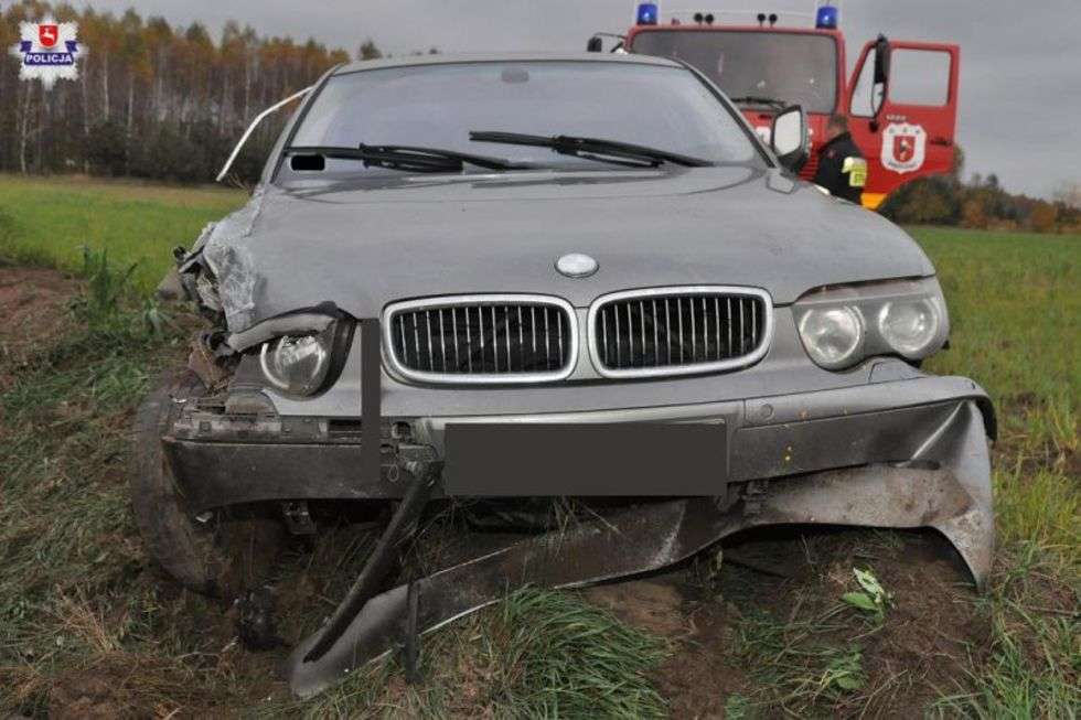  Wypadek w miejscowości Dobrynka  (zdjęcie 2) - Autor: Policja
