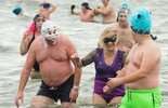 Kąpiel w Zalewie Zemborzyckim: lubelskie morsy rozpoczęły sezon (zdjęcie 3)