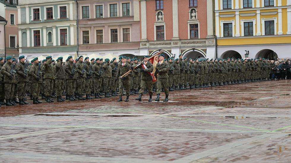  Zaprzysiężenie żołnierzy Wojsk Obrony Terytorialnej w Zamościu (zdjęcie 22) - Autor: mjr Robert Siemaszko/CO MON