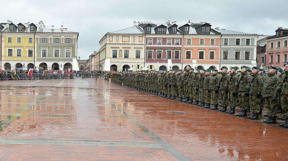  Zaprzysiężenie żołnierzy Wojsk Obrony Terytorialnej w Zamościu (zdjęcie 21) - Autor: mjr Robert Siemaszko/CO MON
