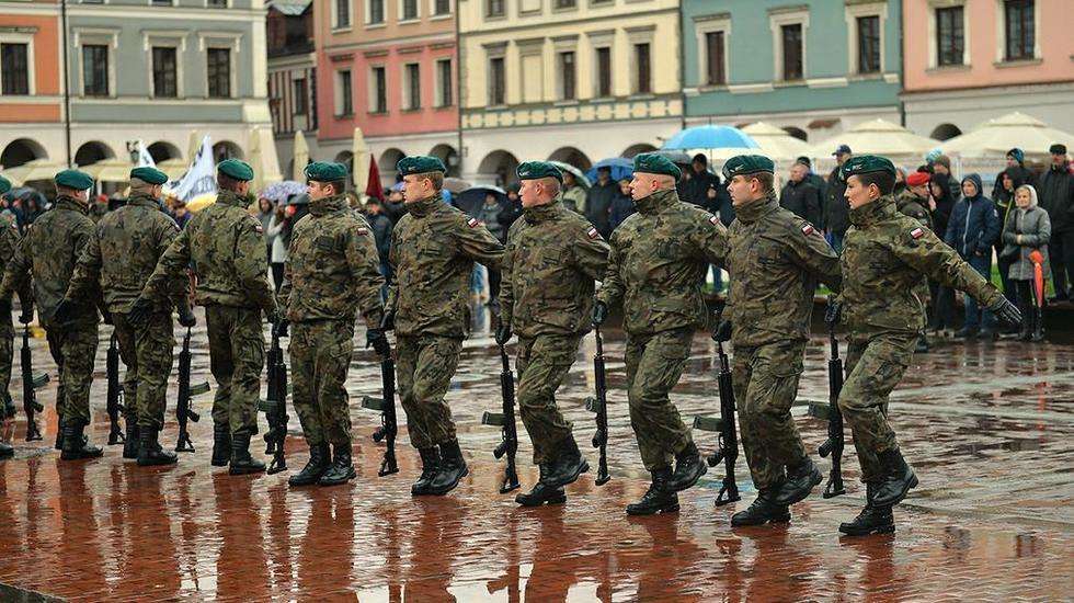  Zaprzysiężenie żołnierzy Wojsk Obrony Terytorialnej w Zamościu (zdjęcie 11) - Autor: mjr Robert Siemaszko/CO MON