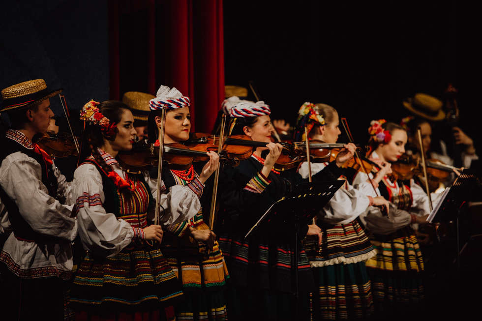  Koncert jesienny Zespołu Pieśni i Tańca Jawor (zdjęcie 25) - Autor: Bartek Wójtowicz