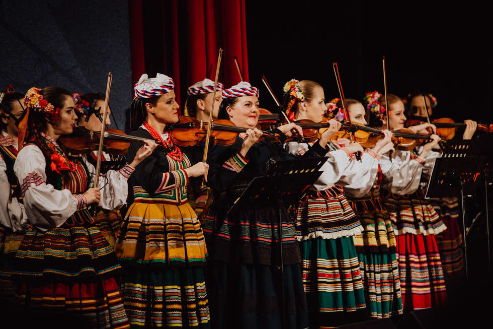  Koncert jesienny Zespołu Pieśni i Tańca Jawor (zdjęcie 63) - Autor: Bartek Wójtowicz