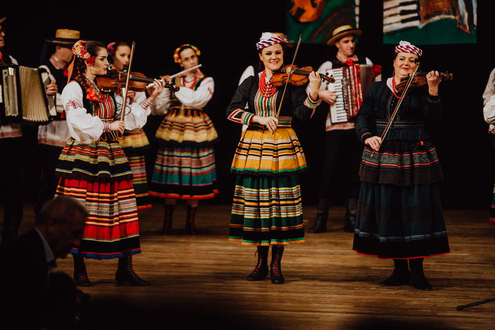  Koncert jesienny Zespołu Pieśni i Tańca Jawor (zdjęcie 64) - Autor: Bartek Wójtowicz