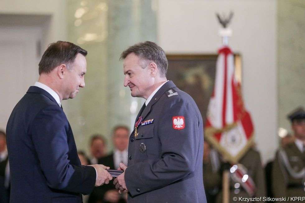 Prezydent wręczył Ordery Orła Białego i inne odznaczenia państwowe (zdjęcie 25) - Autor: Krzysztof Sitkowski / KPRP