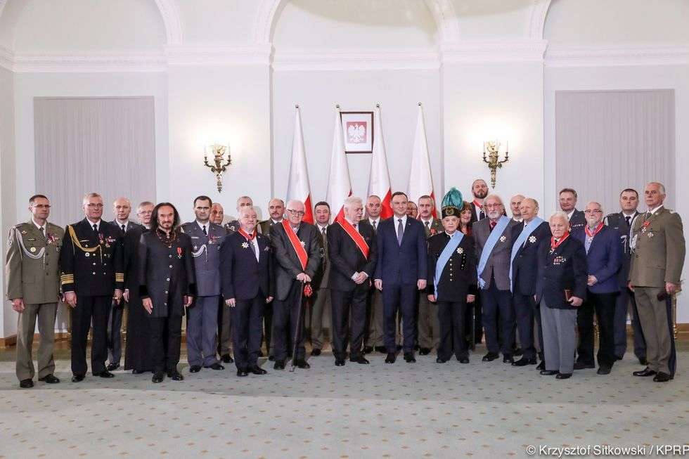  Prezydent wręczył Ordery Orła Białego i inne odznaczenia państwowe (zdjęcie 3) - Autor: Krzysztof Sitkowski / KPRP