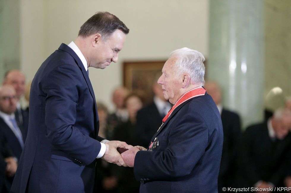  Prezydent wręczył Ordery Orła Białego i inne odznaczenia państwowe (zdjęcie 17) - Autor: Krzysztof Sitkowski / KPRP