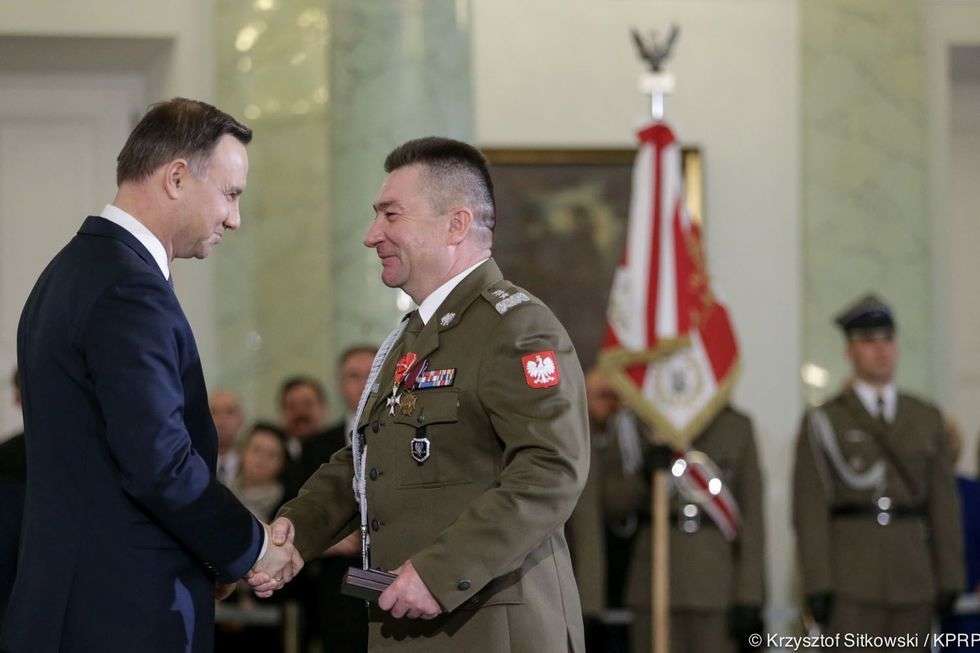  Prezydent wręczył Ordery Orła Białego i inne odznaczenia państwowe (zdjęcie 23) - Autor: Krzysztof Sitkowski / KPRP