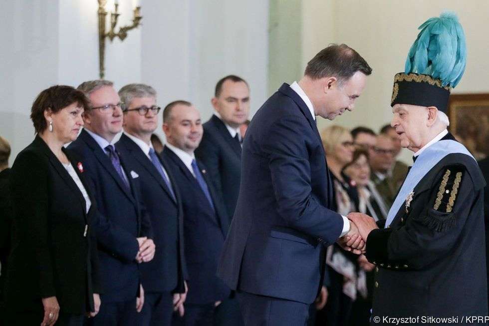  Prezydent wręczył Ordery Orła Białego i inne odznaczenia państwowe (zdjęcie 13) - Autor: Krzysztof Sitkowski / KPRP