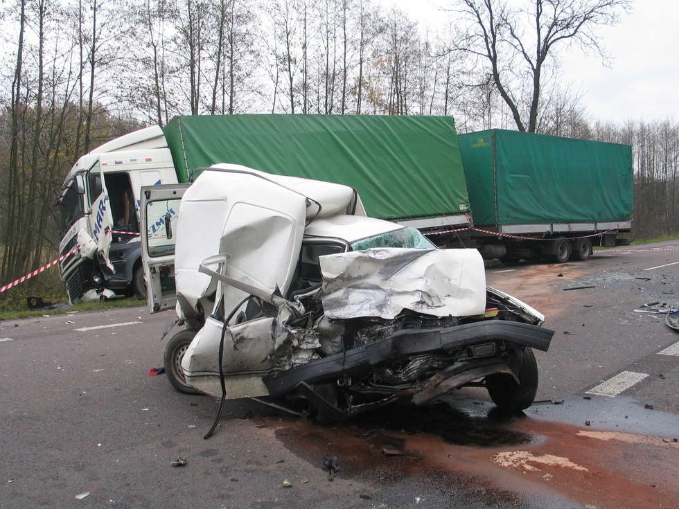  Wypadek koło Chełma - 16.11.2017 (zdjęcie 6) - Autor: Jacek Barczyński