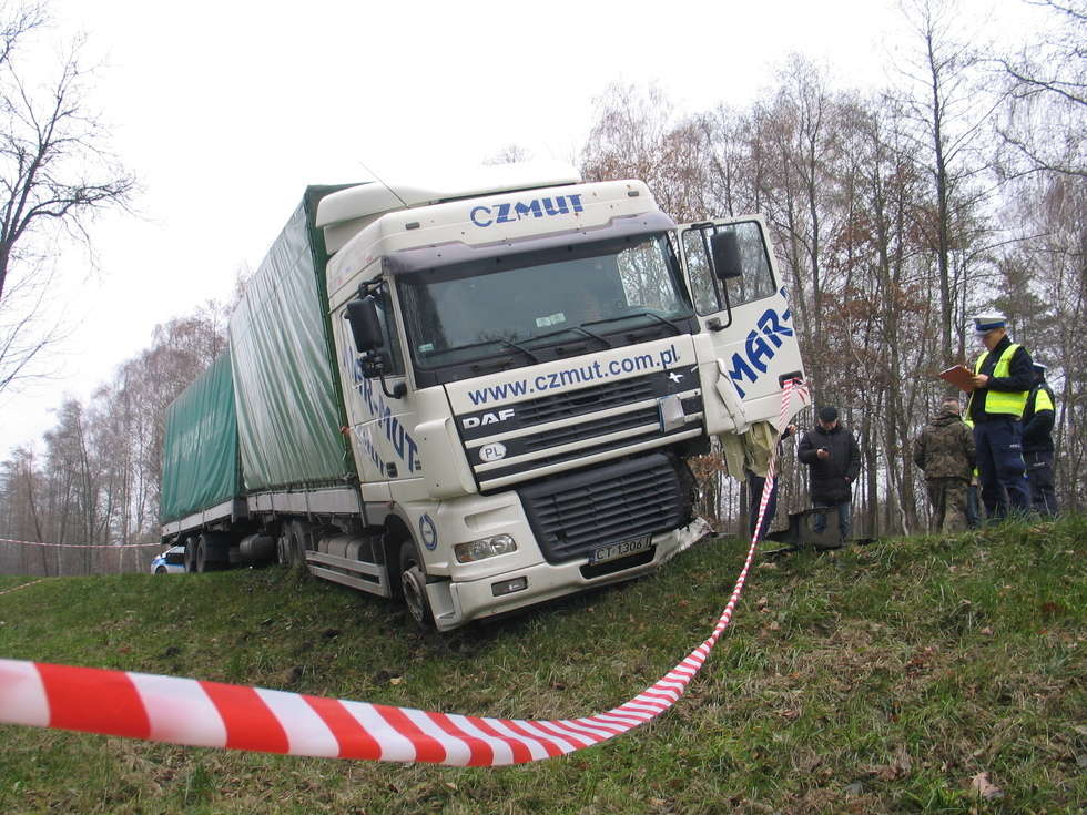  Wypadek koło Chełma - 16.11.2017 (zdjęcie 9) - Autor: Jacek Barczyński