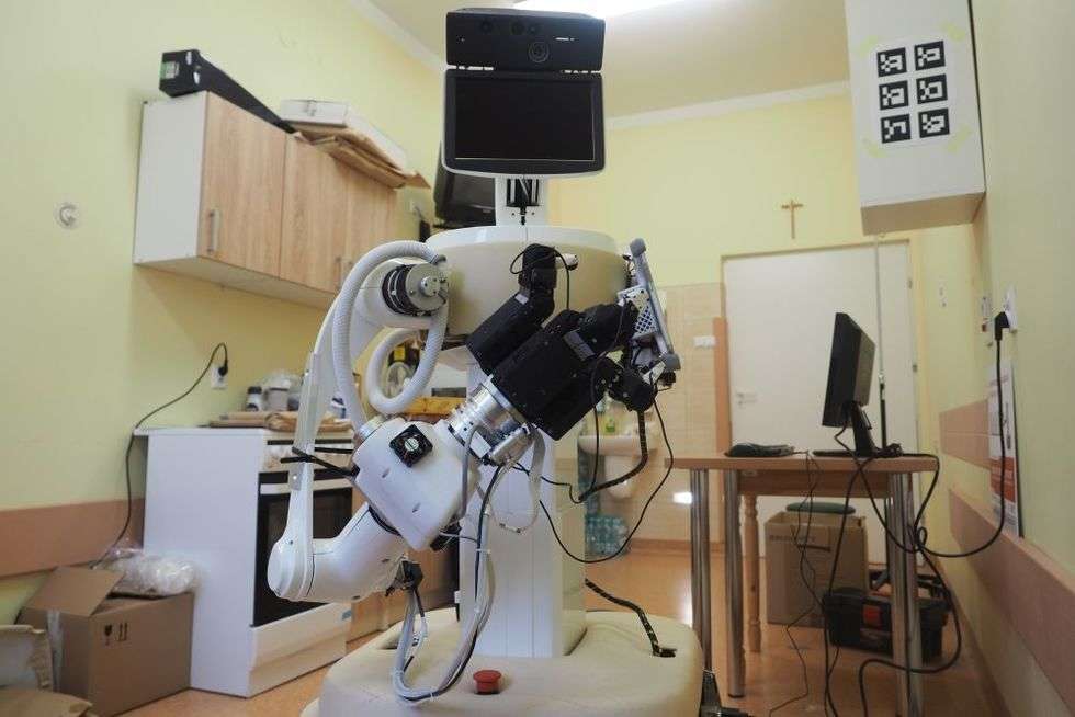  Prototyp robota, który pomoże chorym (zdjęcie 2) - Autor: Łukasz Minkiewicz
