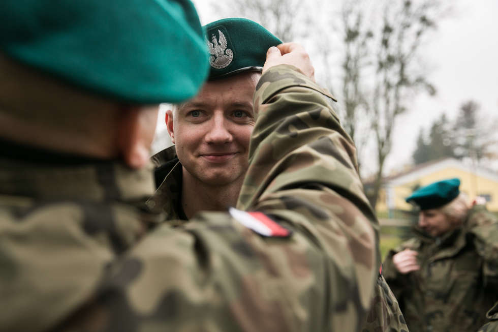  Zamość: Wcielenie ochotników do wojsk obrony terytorialnej (zdjęcie 16) - Autor: Kazimierz Chmiel