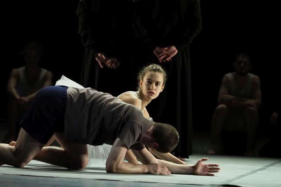  21 Międzynarodowe Spotkania Teatrów Tańca: Batsheva Dance Company z Izraela (zdjęcie 16) - Autor: Maciej Kaczanowski