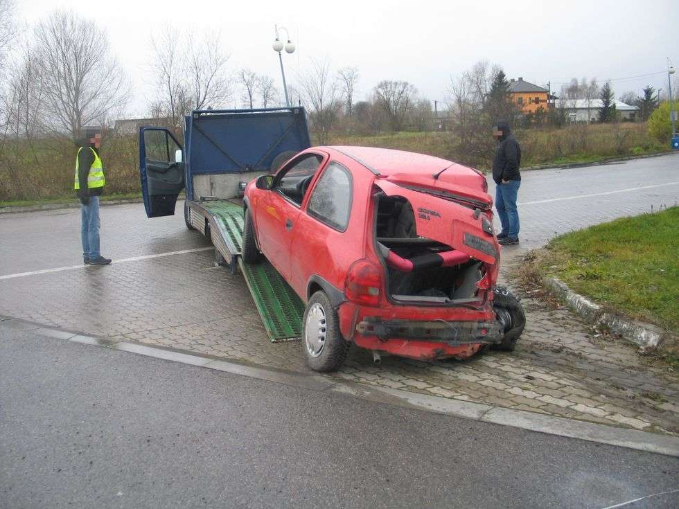  Wypadek w Stołpiu  (zdjęcie 1) - Autor: Jacek Barczyński