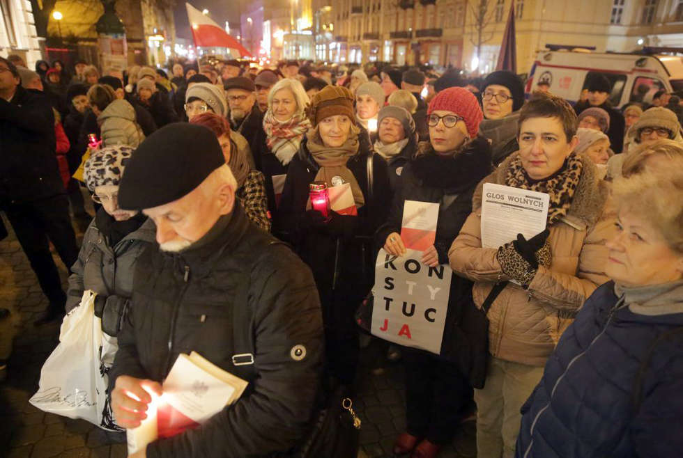  Manifestacja pod sądem (zdjęcie 7) - Autor: Wojciech Nieśpiałowski