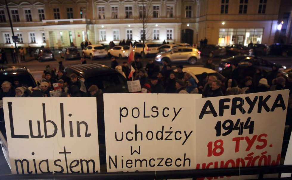  Manifestacja pod sądem (zdjęcie 6) - Autor: Wojciech Nieśpiałowski