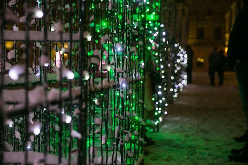  Zima i iluminacje na Rynku Wielkim w Zamościu (zdjęcie 11) - Autor: Kazimierz Chmiel