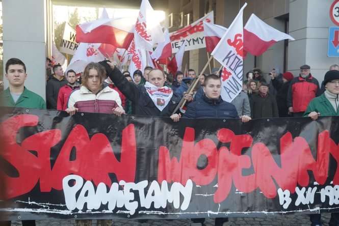 Szturm ZOMO na fabrykę