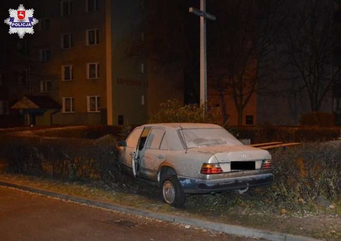 18-latek ukradł samochód z komisu - Autor: Policja