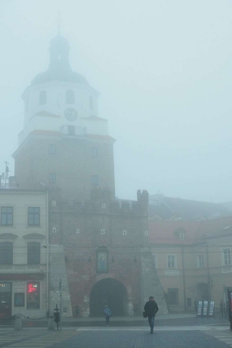  Lublin we mgle (zdjęcie 7) - Autor: Maciej Kaczanowski