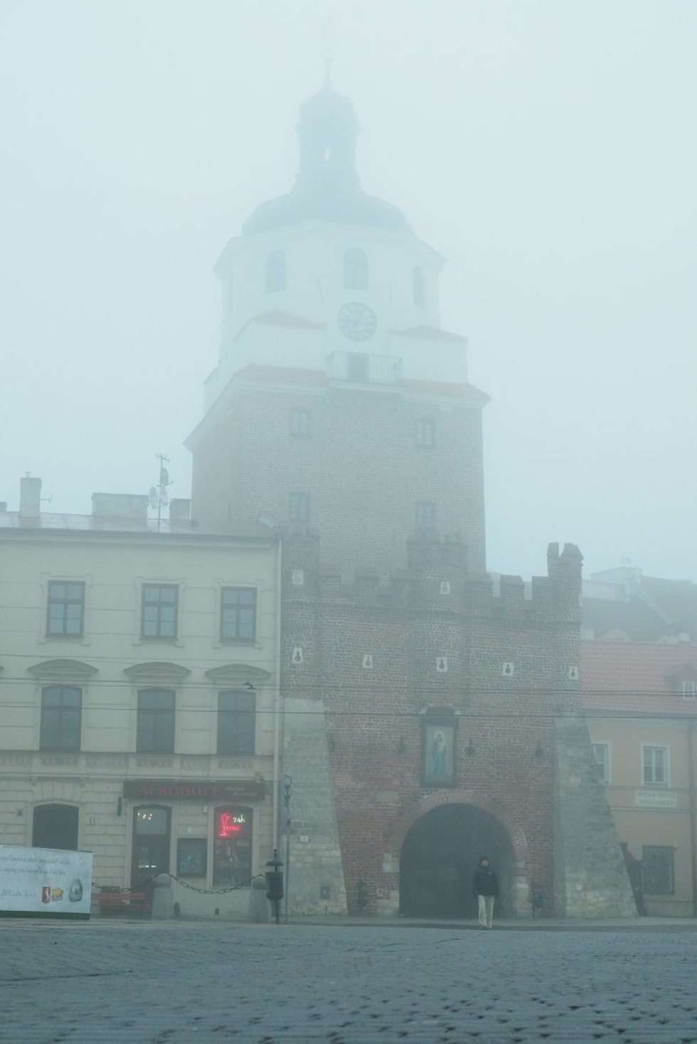  Lublin we mgle (zdjęcie 8) - Autor: Maciej Kaczanowski