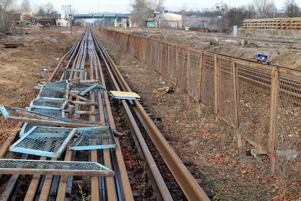  Trwa remont stacji kolejowej w Puławach (zdjęcie 17) - Autor: Radosław Szczęch
