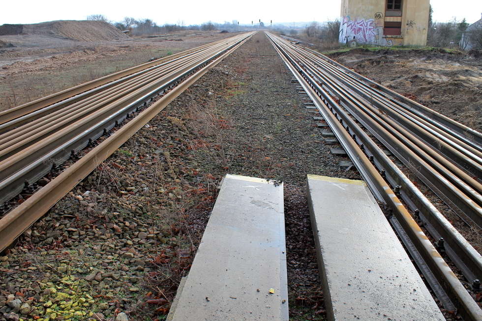  Trwa remont stacji kolejowej w Puławach (zdjęcie 16) - Autor: Radosław Szczęch