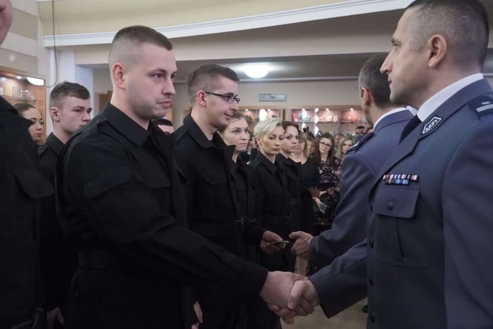  Ślubowanie policjantów (zdjęcie 47) - Autor: Wojciech Nieśpiałowski
